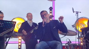 В ритме Петербурга. Ппевец, композитор, музыкант Вадим Азарх