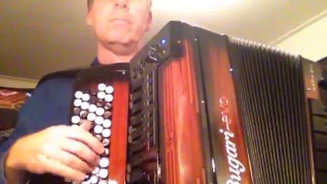 Bugari -Evo played by Pieter Bosma смотреть онлайн