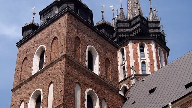 Польша. Краков. Мариацкий костел. Хейнал. смотреть онлайн