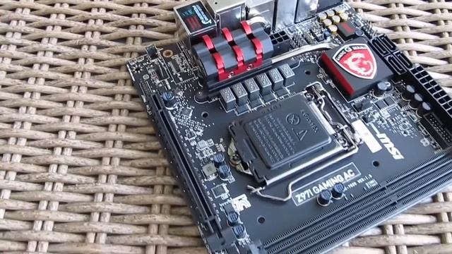 MSI Z97I Gaming AC Unboxing & Preview смотреть онлайн