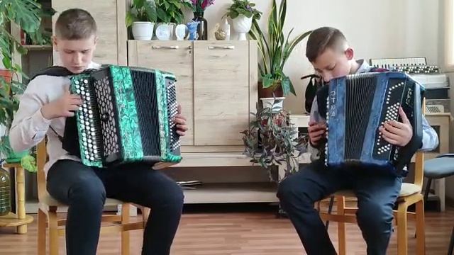 БЕЛ. НАР. ТАНЕЦ "МІКІТА".(ОБР. Г.БЕЛЯЕВА). ИСП. ДУЭТ БАЯНИСТОВ: НИЧИПОРУК КИРИЛЛ, КЛОПОТ БОГДАН. смотреть онлайн