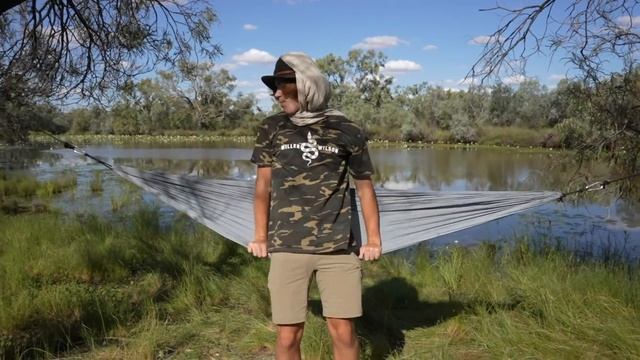 Surviving 24 hours in the Most Dangerous Place in AUSTRALIA! (Outback) смотреть онлайн