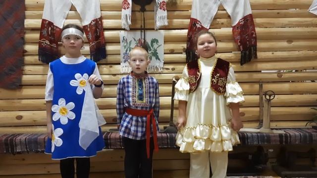 Приветствия на родном языке: удмуртском, татарском, русском. МБОУ Кучуковская СОШ. смотреть онлайн