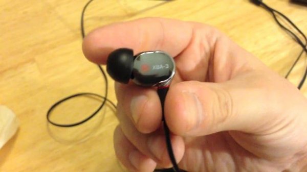 Sony XBA-3 Earphone Review by dentReviews