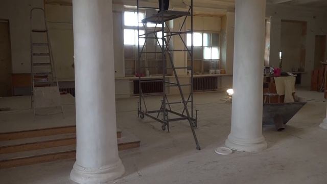 В ожидании завершения ремонта Дома культуры «Горняк» смотреть онлайн