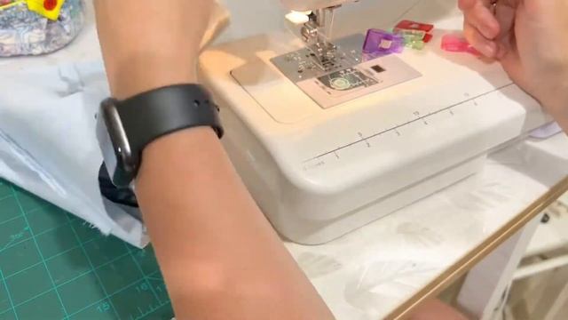 Как сшить косметичку из маленьких лоскутков. смотреть онлайн