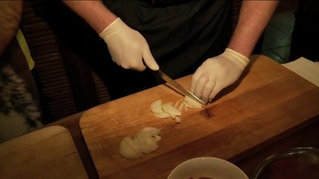 ЧЬЯ ТАРЕЛКА?