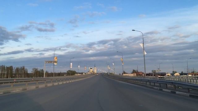 Подготовка к 9 мая. Флаги на столбах смотреть онлайн