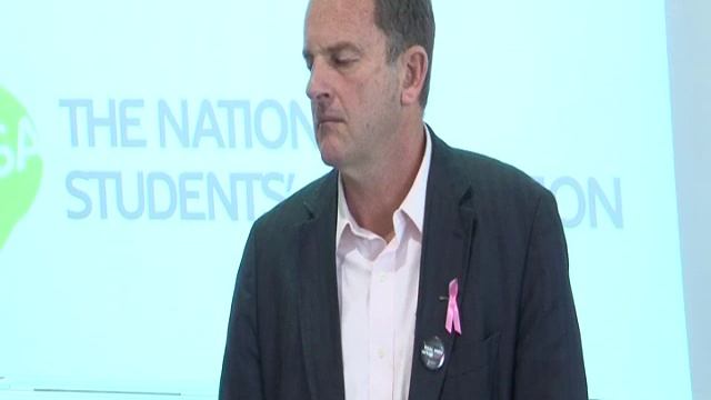 David Shearer answers questions from the audience смотреть онлайн