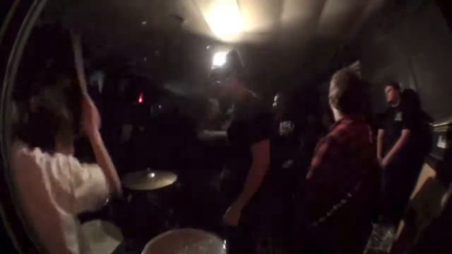 East Beast - Burn смотреть онлайн