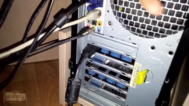 Адаптер, конвертер или переходник HDMI to VGA. Как подключить старый монитор к новой видеокарте смотреть онлайн