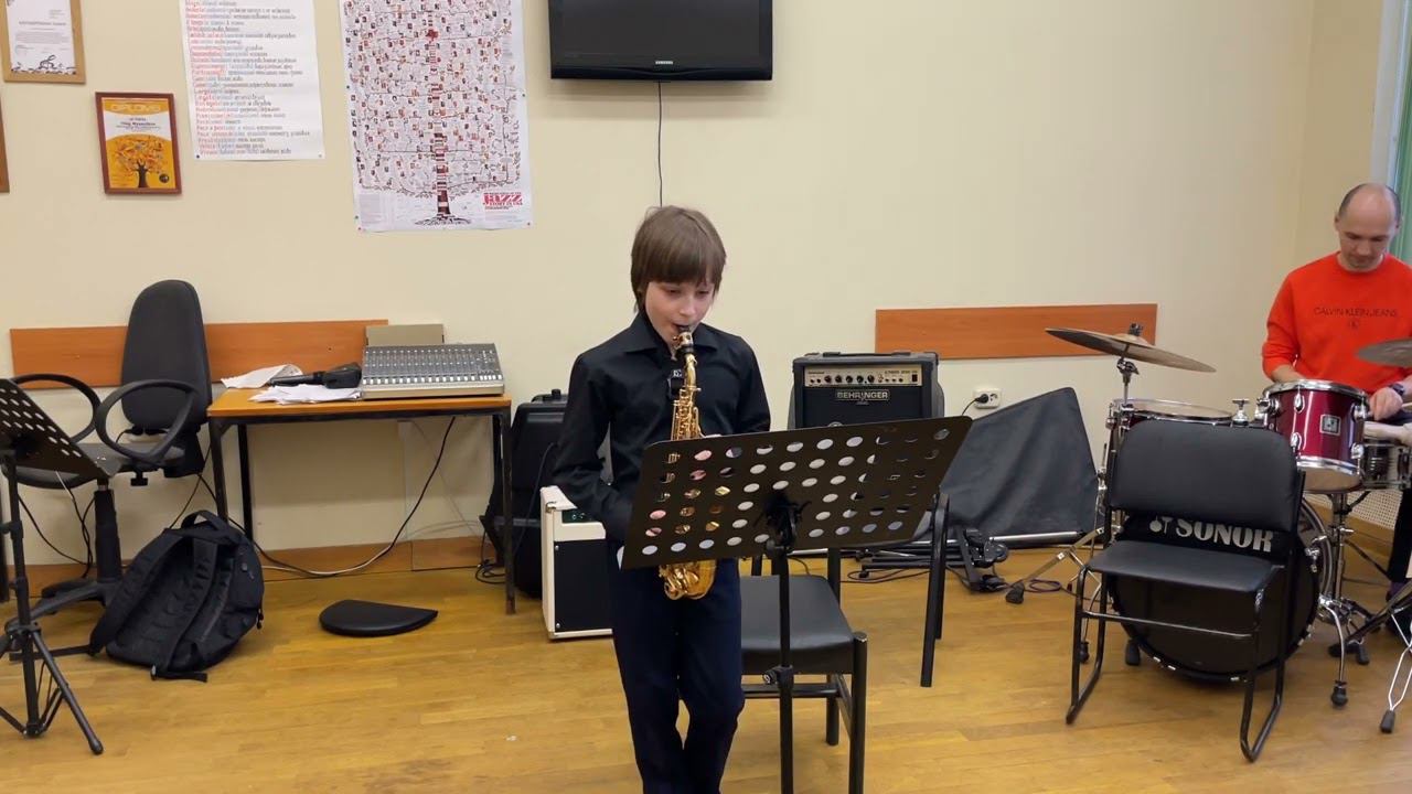 Михаил Митрофанов 10 лет Равель - Болеро смотреть онлайн