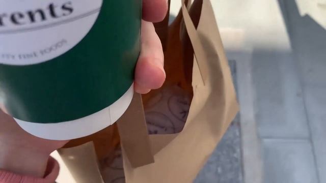 локдаун и переезд в новую квартиру в Лондоне смотреть онлайн