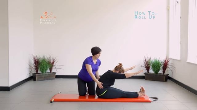 How to | Classical Pilates Tutorial - Roll Up смотреть онлайн
