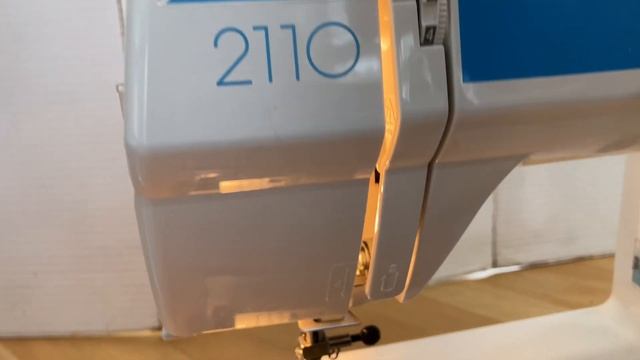 How to thread the Elna 2100 and 2110 model sewing machines смотреть онлайн