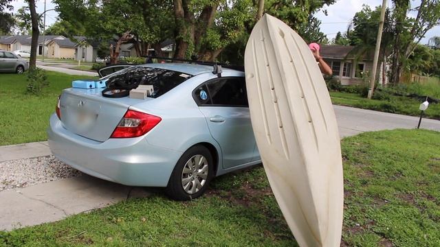 EASILY CAR TOP A 90 POUND KAYAK SOLO! смотреть онлайн