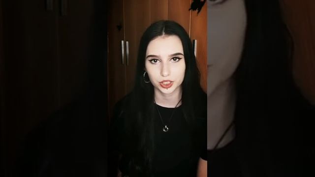 Девочке три, она едет у папы на шее | Автор стихотворения: Мальвина Матрасова смотреть онлайн