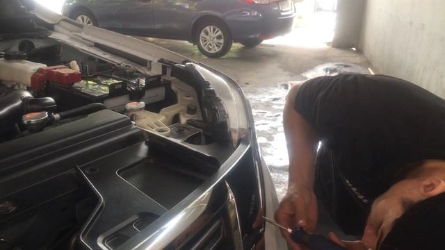 How To Remove Grill OF Nissan Navara