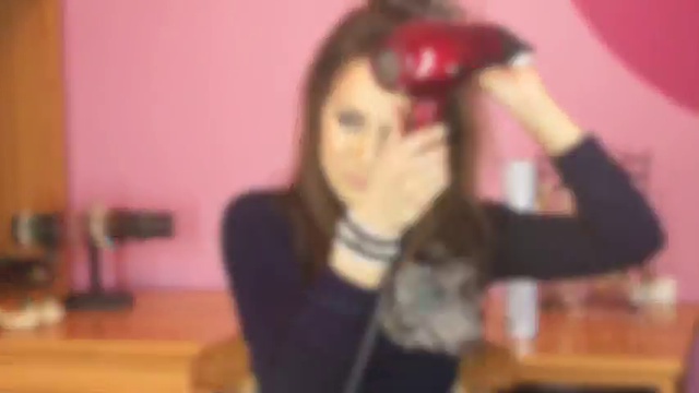 Как создать объем у корней волос смотреть онлайн