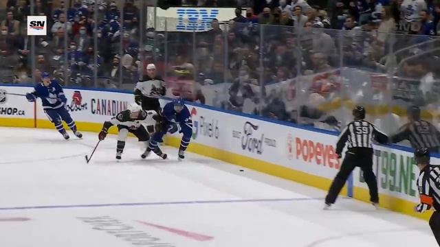 Auston Matthews Incensed After Non-Call Leads To Jakob Chychrun OT Winner смотреть онлайн