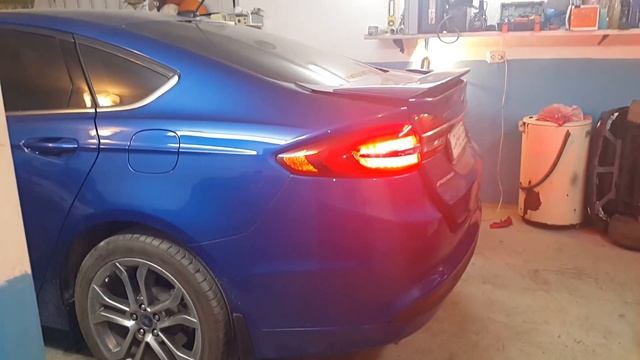 Полное открытие багажника. Установка газового упора Ford Fusion 2017 USA смотреть онлайн