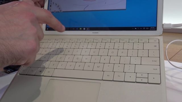 Huawei Matebook: l'anteprima di HDBlog.it смотреть онлайн