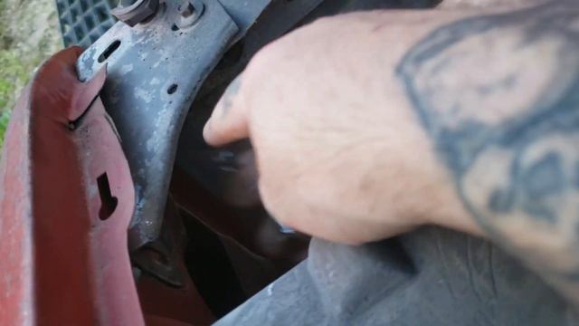 1981-1997 F-Series Front Fender Removal, HOW TO VIDEO смотреть онлайн
