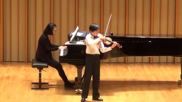 Sarasate Introduction and Tarantella смотреть онлайн