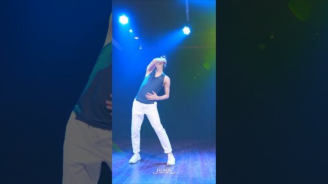 KARLOS ROSE | SABOTAJE | BRITPOP | BACHATA LADY STYLING | DANCE CHOREOGRAPHY смотреть онлайн