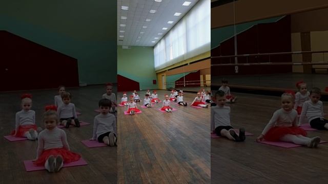 Открытый урок у самых маленьких «Первые шаги» в ЗЛК РБ ансамбле народного танца «Чабарок» смотреть онлайн