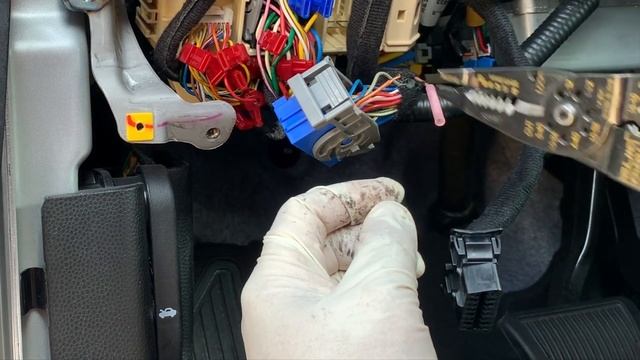 [E118] Battery gets drained! KIA Soul non-factory dealer car alarm removal. (Parasitic draw) смотреть онлайн