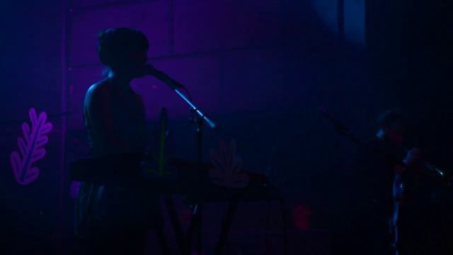 LENKA - I want my money back смотреть онлайн