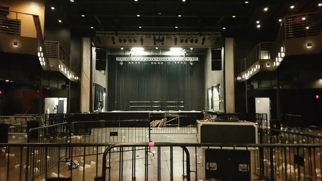 Deftones - Live @ The District Sioux Falls ,SD May 24, 2016 (complete Audio)