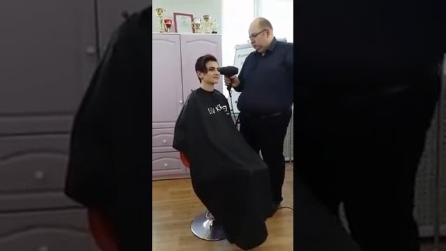 Стрижка Пикси. Волгоград. Апрель 2016. смотреть онлайн