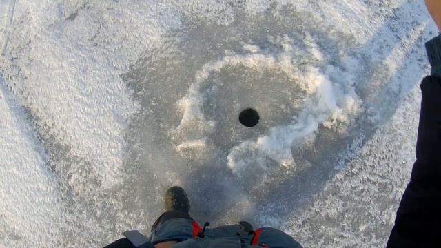 За судаком на Жигулёвское море, ловля судака на Куйбышевском вдх, рыбалка на вибы, попали на трещин смотреть онлайн