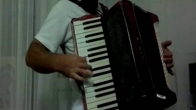 Hohner de vanzare - s-a vandut! смотреть онлайн