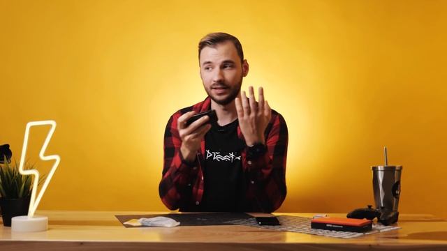 Малюсенький смартфон с AliExpress за $80! Можно использовать? смотреть онлайн