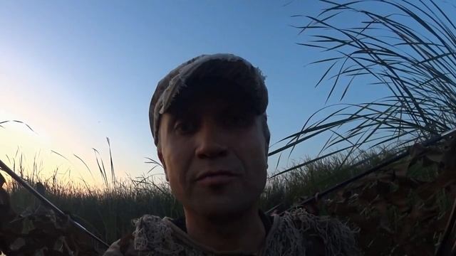 Охота на уток из лодки-скрадка смотреть онлайн