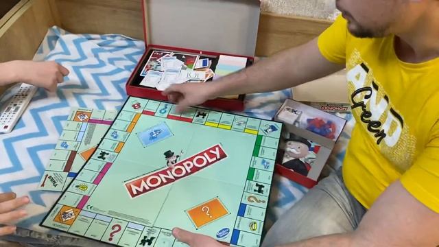 Распаковка Новой Монополии-мини на двух игроков?#семьятарлавиных смотреть онлайн