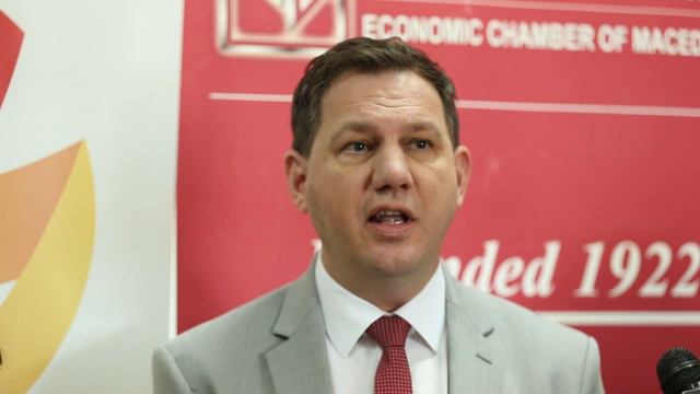 Вицепремиерката Царовска и Владин економски тим на средба со Советот на странски инвеститори смотреть онлайн