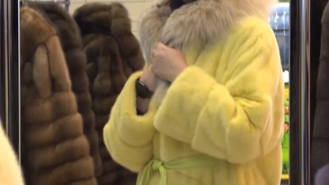 Выставка шуб в Новом Уренгое от Angelina SEM