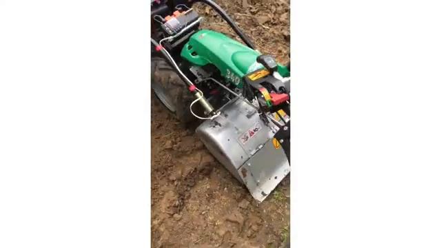 Мотоблок Caiman 340PD. Работа с фрезой. смотреть онлайн