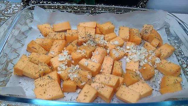 Салаты с Черной Смородиной