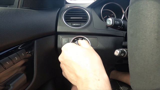 How to Enable or Disable Parking Lights in Mercedes C W204 C63 AMG ( 2011-2014 ) Use Parking Light смотреть онлайн