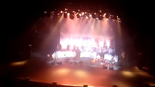'Чайф' Зимняя акустика - Оранжевые люди (Крокус Москва 15.02.19) смотреть онлайн