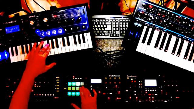 Elektron Analog Four, Elektron Analog RYTM,OCTATRACK,Novation MININOVA,BASS STATION 2 смотреть онлайн