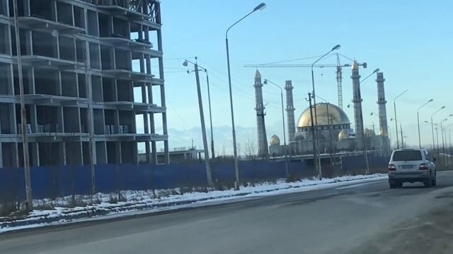 Влог мусульманки. Женский бассейн в Магасе. Поездка по окраине Магаса смотреть онлайн