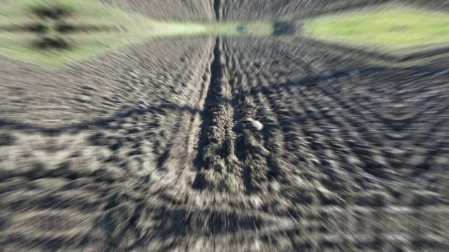 Оранка мотоблоком на різних полях смотреть онлайн
