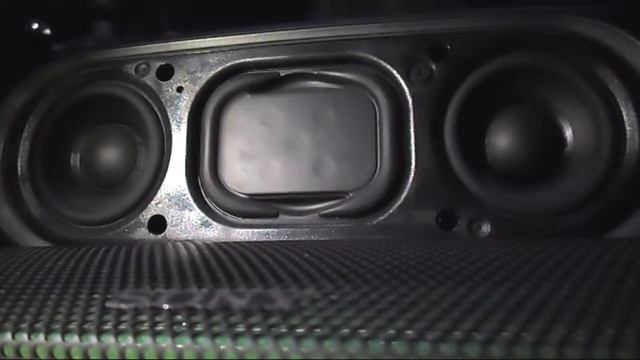 Sony XB30 Xtreme BASS TEST!!! (Slow Motion) || LOW FREQUENCY MODE! смотреть онлайн