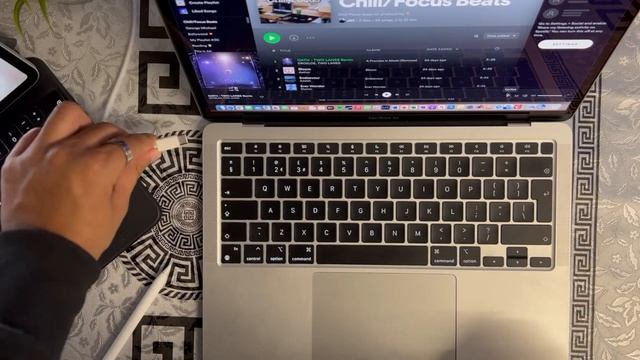 Trading On My iPad Pro 2021 vs Trading On My M1 MacBook Air 2020 | Which is better for trading ? смотреть онлайн